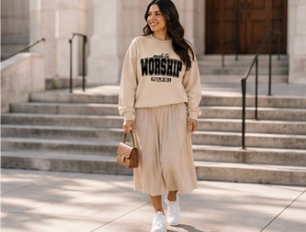 Made to Worship Sweatshirt | Psalm 95:1 Christian Sweatshirt | Faith Crewneck | Worship Team Sweatshirt | Church Sweatshirt | Christian Gift