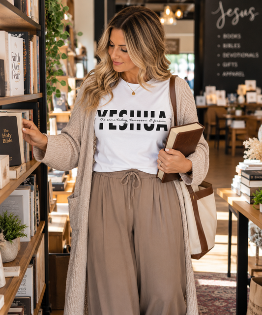 Yeshua Tee/Sweater Plain Text
